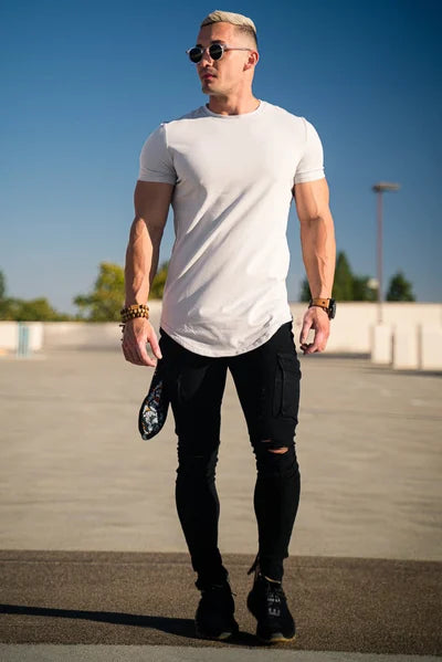 Da Uomo T-Shirt Essential Athletic Fit con Orlo Allungato