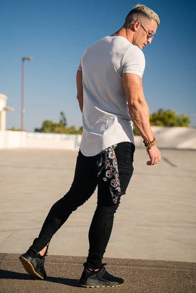 Da Uomo T-Shirt Essential Athletic Fit con Orlo Allungato